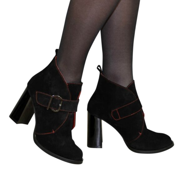 Ботинки замшевые черные зимние женские на устойчивом каблуке