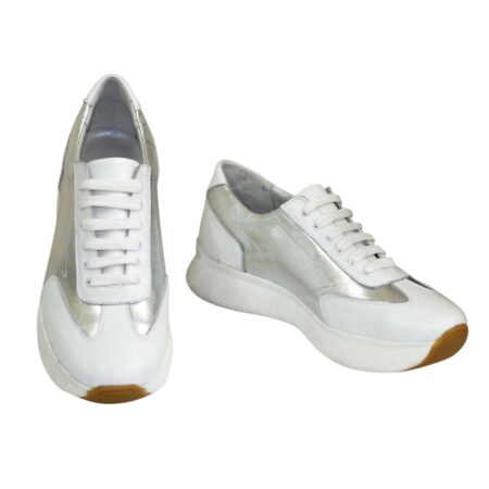 Кросівки жіночі шкіряні на потовщеній білій підошві, колір білий+срібло