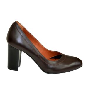 Туфли женские на устойчивом широком каблуке из натуральной кожи корического цвета