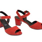Босоножки красные замшевые женские на устойчивом каблуке
