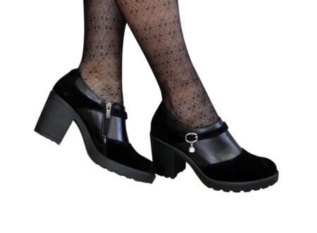 Туфли женские на устойчивом каблуке из кожи и замша черного цвета
