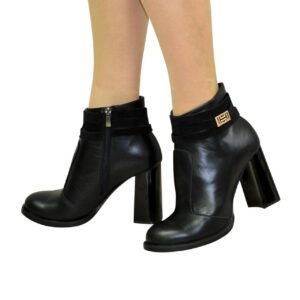 Женские кожаные ботинки зима-осень на широком стойком каблуке, цвет черный