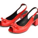 Женские красные кожаные босоножки на устойчивом каблуке