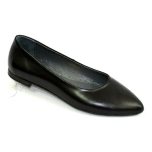 Женские кожаные туфли-балетки черного цвета на мини каблучке