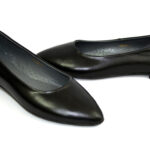 Женские кожаные туфли-балетки с заостренным носком, цвет черный, 36 размер