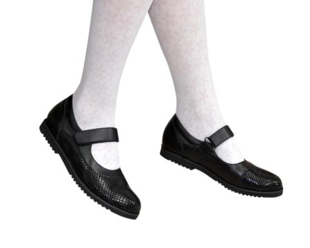 Красивые комбинированные туфли для девочки на липучке