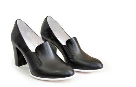 Туфлі жіночі шкіряні чорні на високих підборах