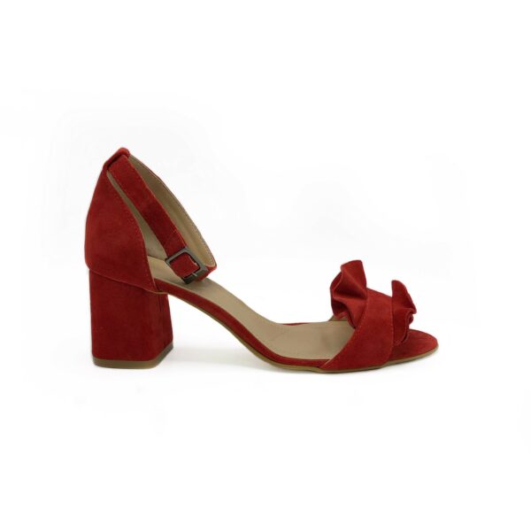 Босоножки женские замшевые красные с рюшами на устойчивом каблуке