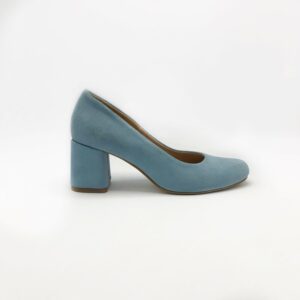 Женские туфли замшевые челноки голубого цвета на стойком каблуке