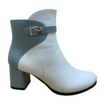 Ботинки женские кожаные на устойчивом каблуке бело голубого цвета