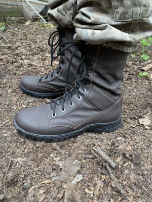 Тактичнi військові чоботи шкiрянi коричневого кольору модель збройних сил великобританії