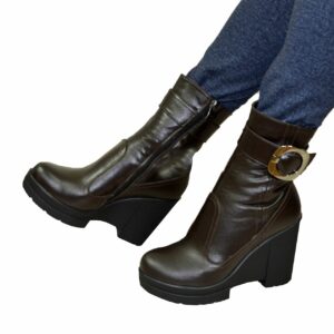 Ботинки кожаные женские зимние на высокой стойкой платформе, коричневый цвет